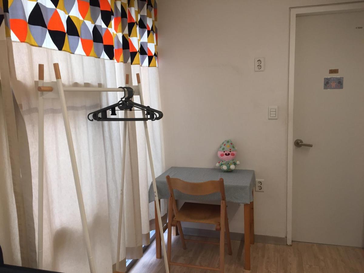 Inside Busan Hostel Εξωτερικό φωτογραφία