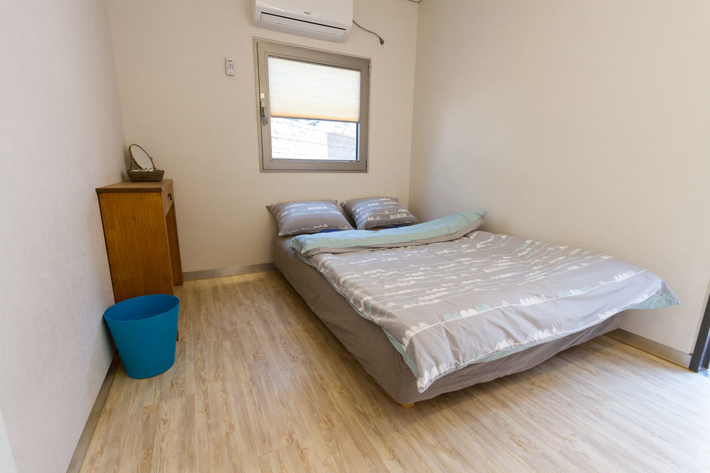 Inside Busan Hostel Εξωτερικό φωτογραφία